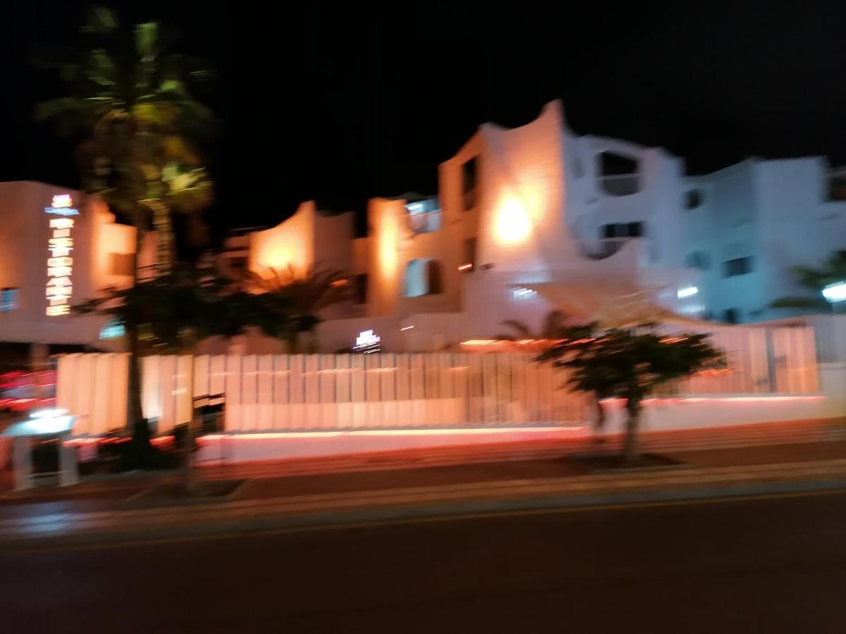 Wonderful White Appartament In Las Tortugas Playa de las Americas  Luaran gambar